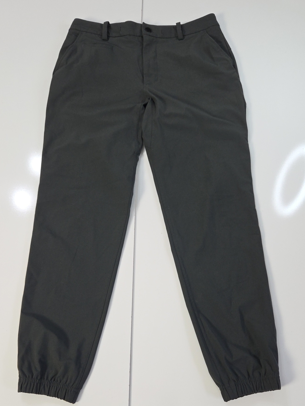 Lululemon Men's Dark Gray Jogger Pants - Casual Elastic Hem 32